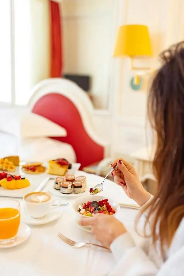 *****  Grand Hotel Des Bains Riccione Italy